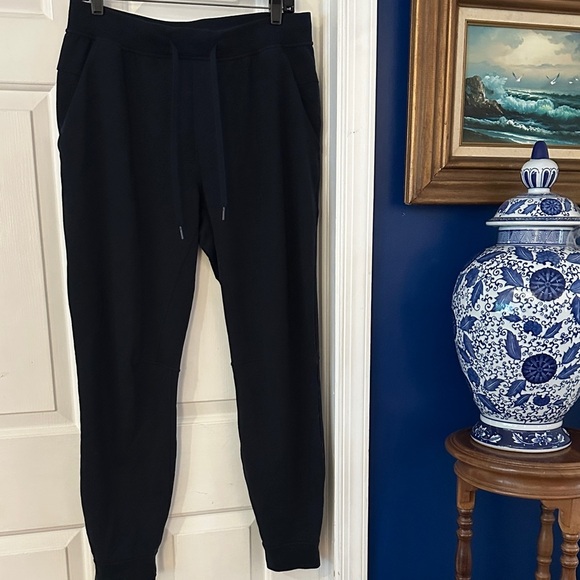 Men’s Lululemon Black ABC Jogger Warpstreme Sweatpants Size Large